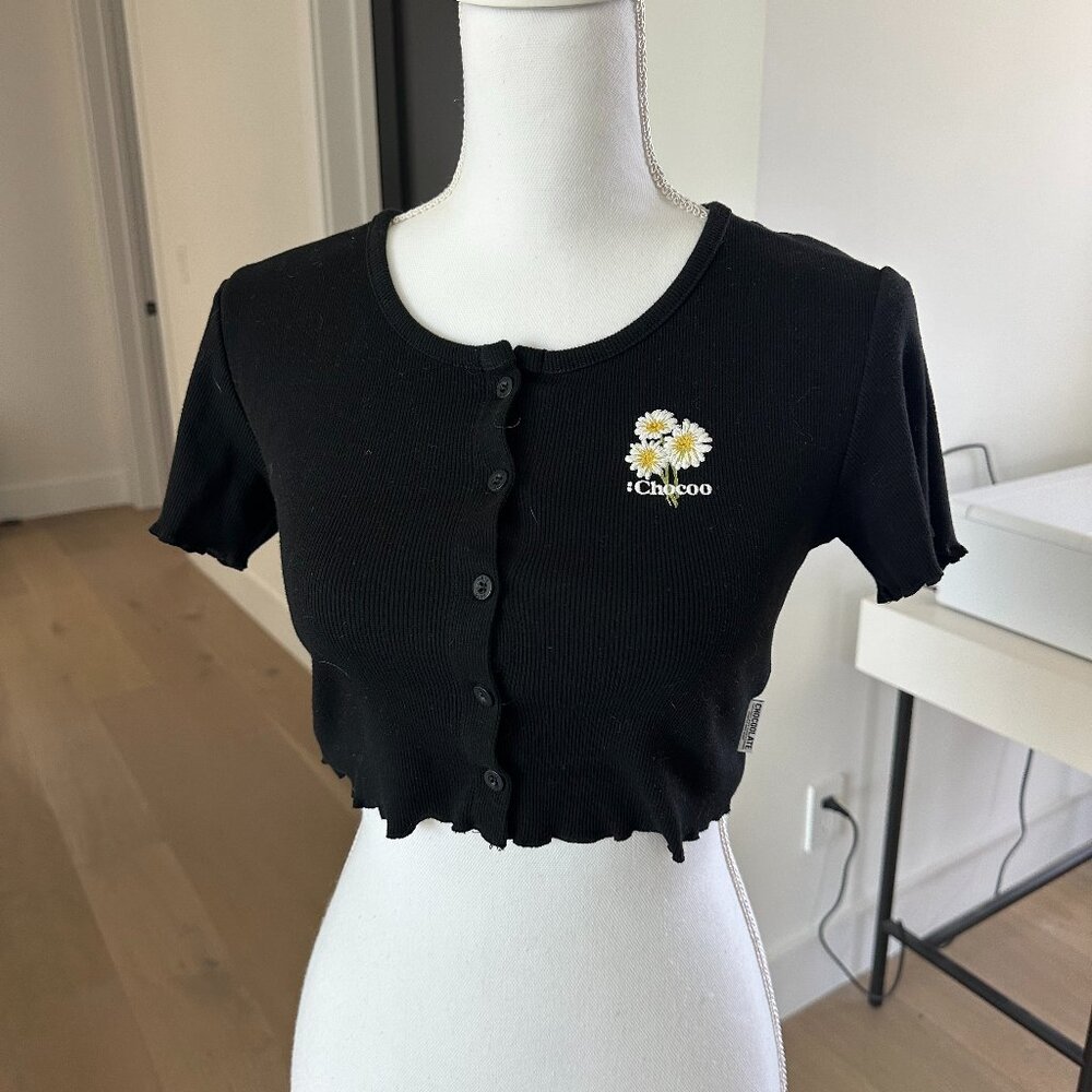 Chocoolate crop top black